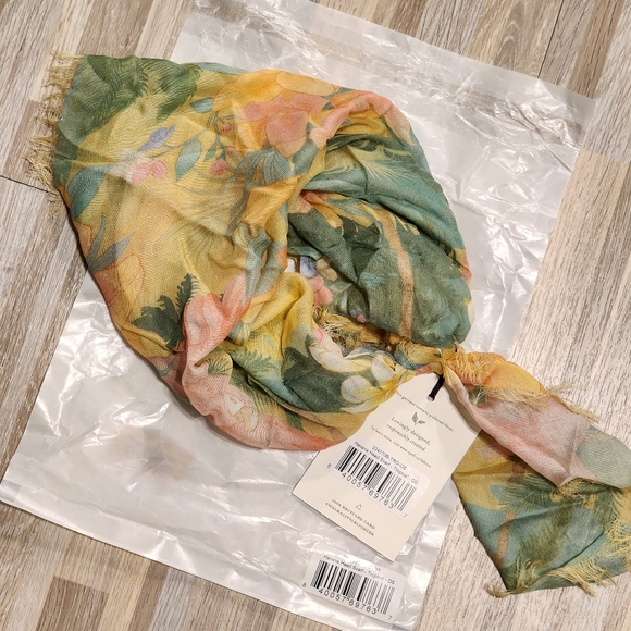 SPELL Havana Hibiscus Headscarf - Picture 3 of 4